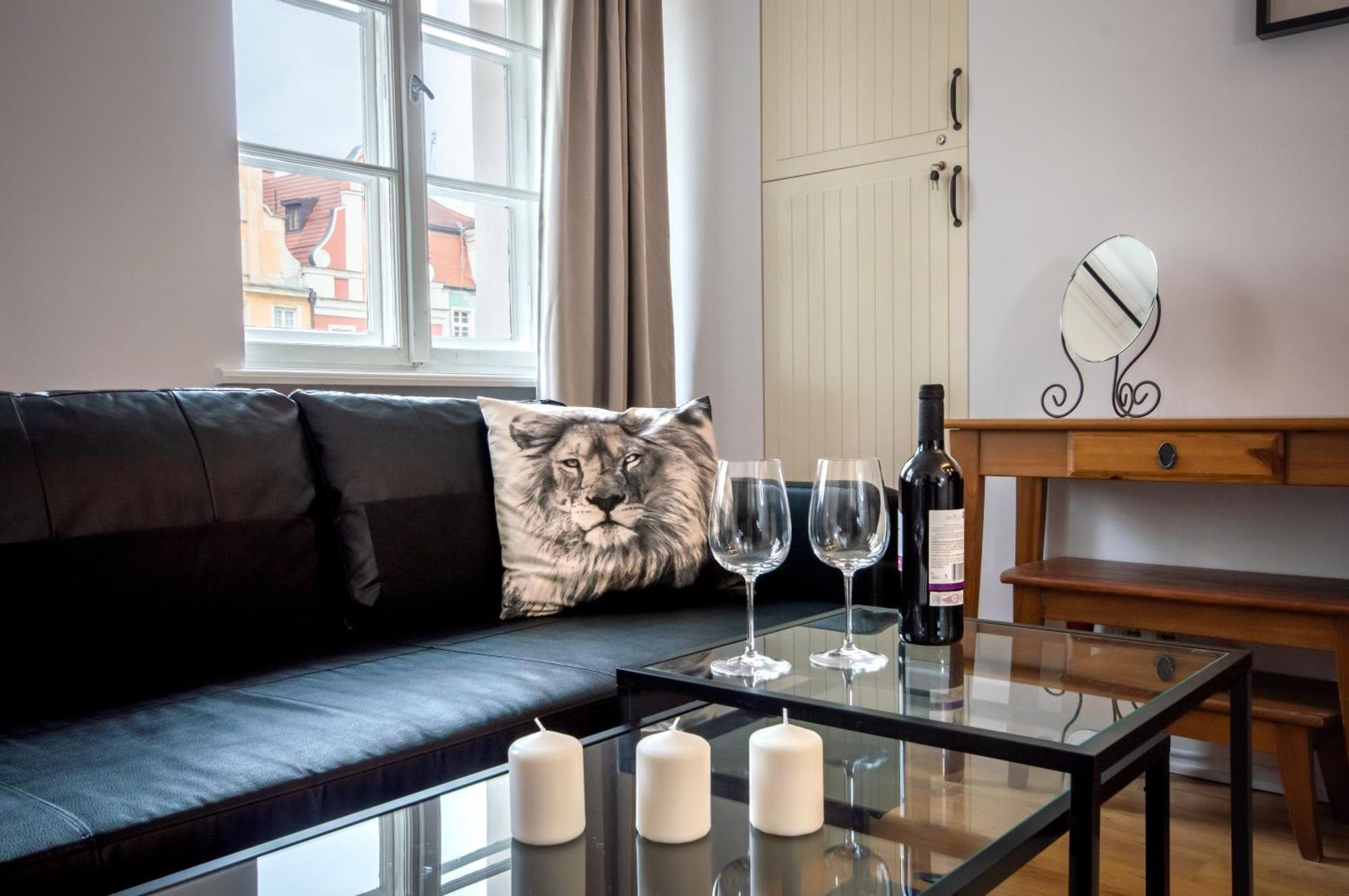 Appartement Apartament W Ratuszu à Wrocław Extérieur photo